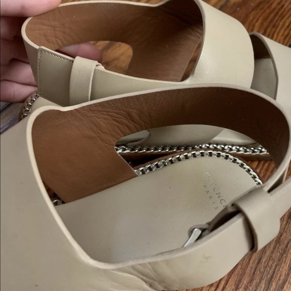 Givenchy Nude Chain Inset Inlay Flat Strap Sandals - Picture 6 of 9